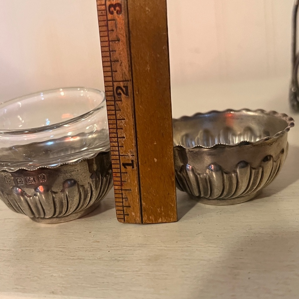 Set Antique Sterling Silver Alexander Clark London Salt Cellars & inserts - Picture 6 of 6